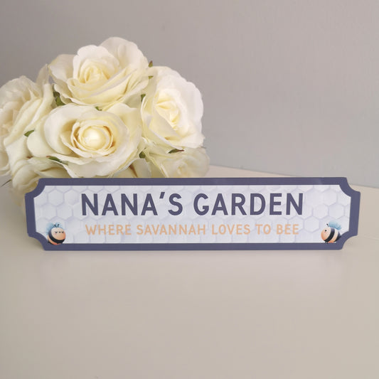 Bee Design Personalised Garden Sign