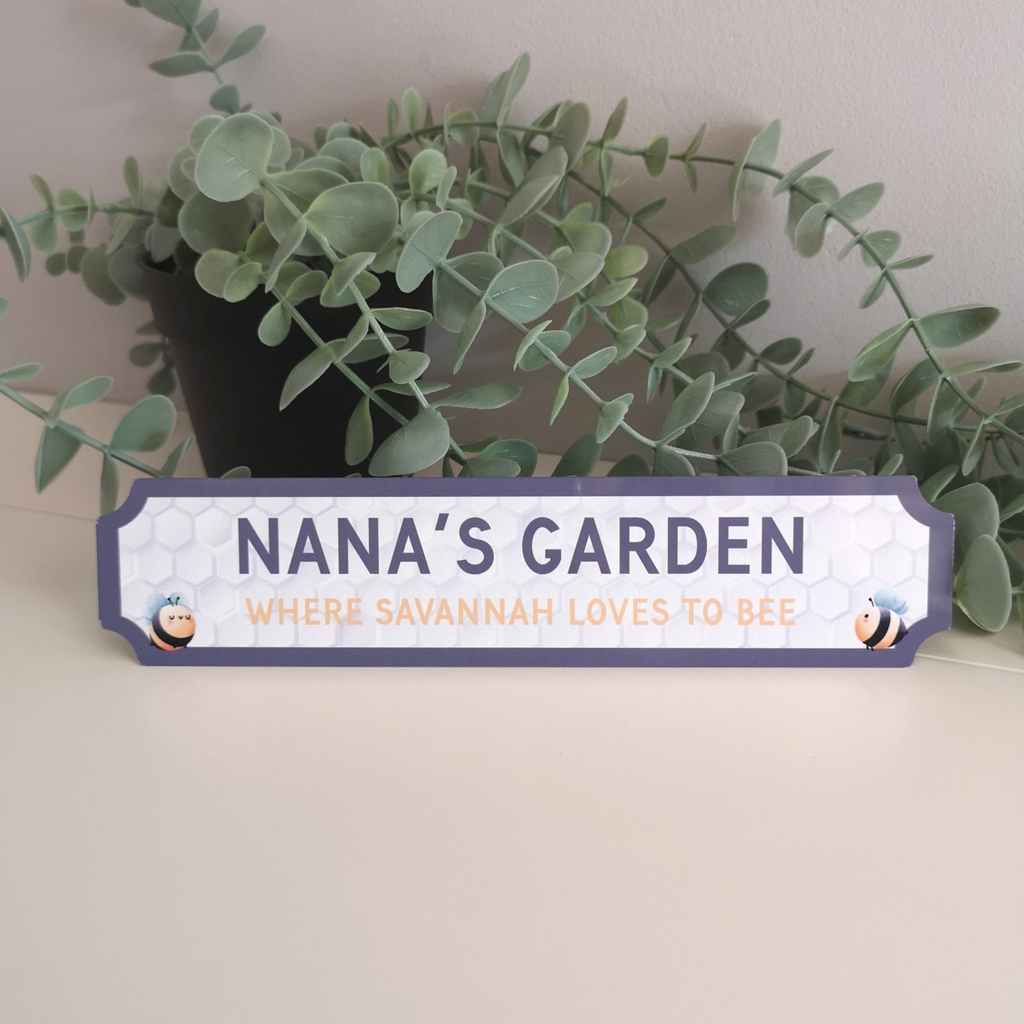 Bee Design Personalised Garden Sign