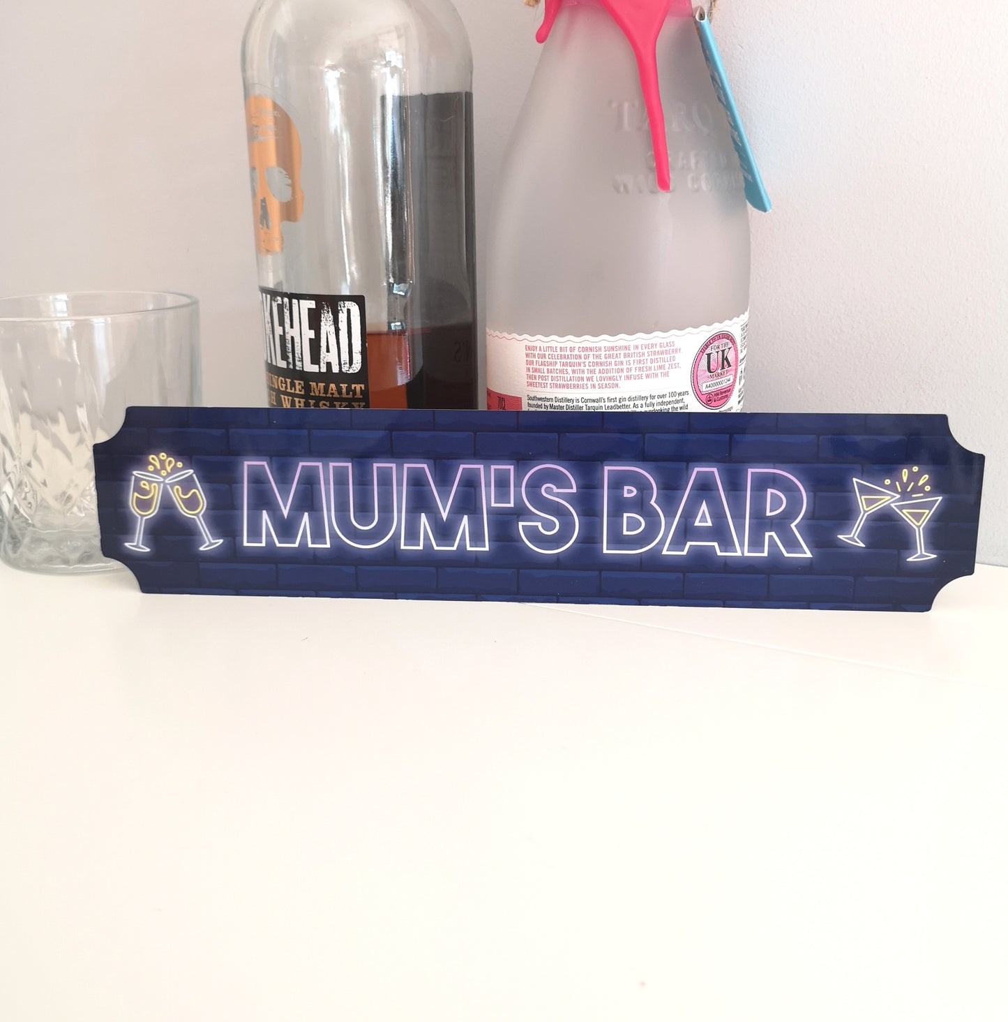 Neon Style Bar sign with Cocktail and Prosecco Design