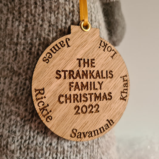 Oak Engraved Family Bauble